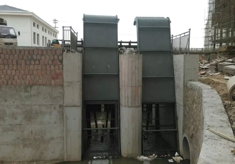 湖南回轉式格柵清汙機現場